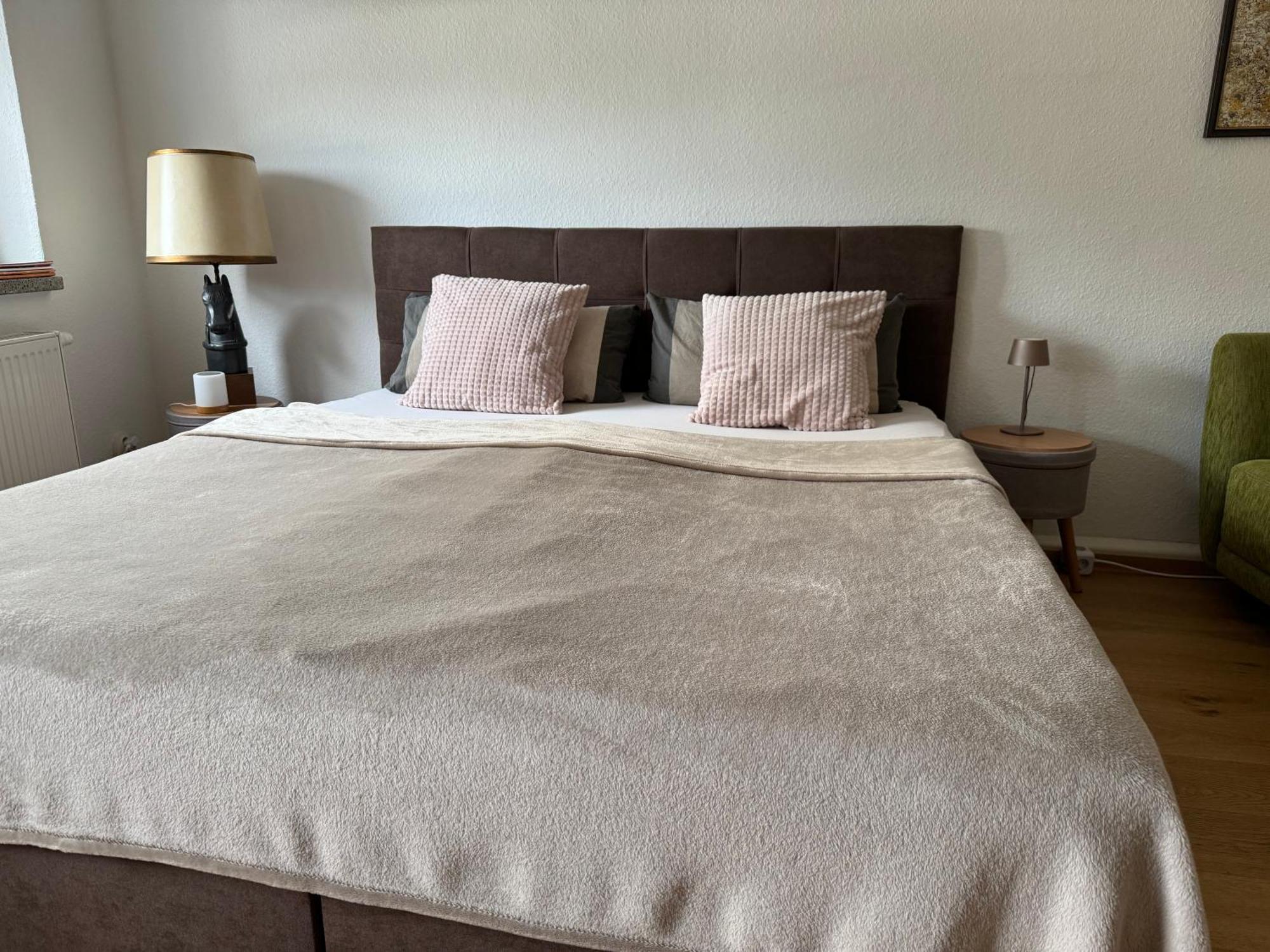 Schoene Ferienwohnung Mit Kostenlosem Parkplatz Cottbus Exteriör bild